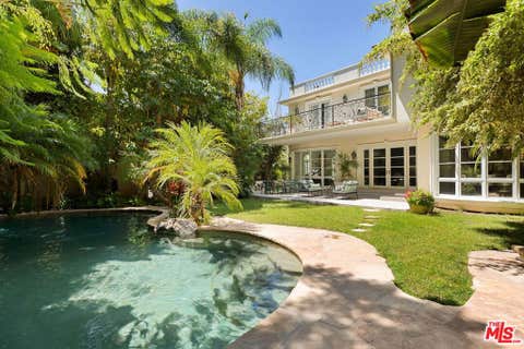 Photo of 166 N Mccadden Place, Los Angeles, CA 90004 (MLS # 26875459)