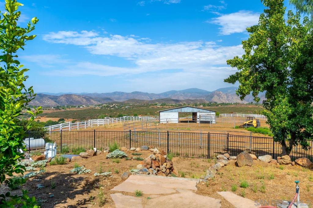 Ramona - Residential