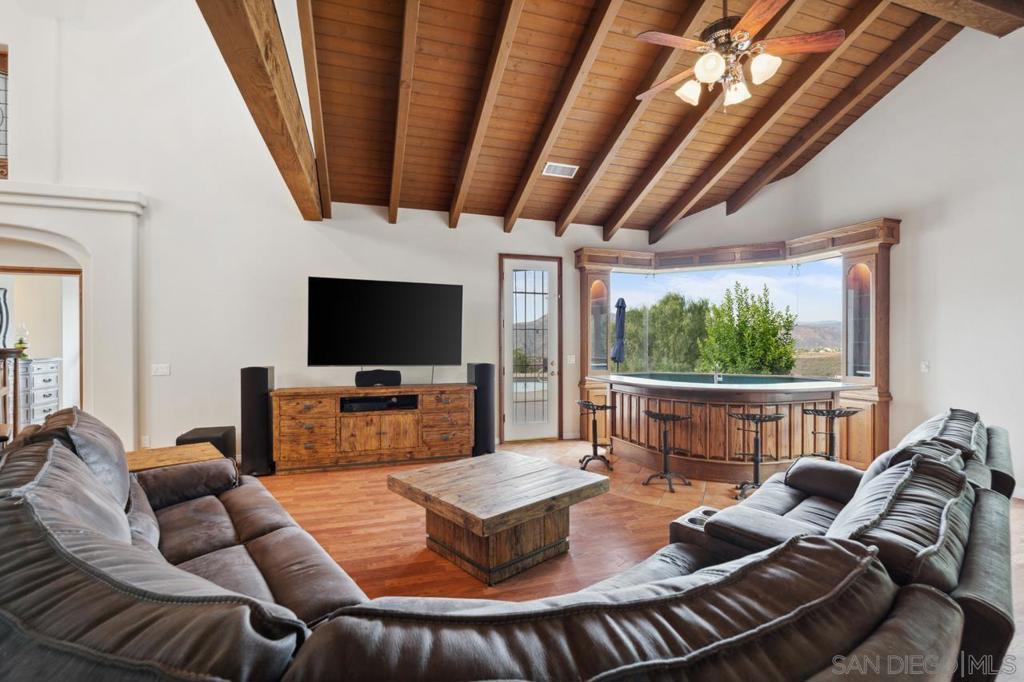 Ramona - Residential