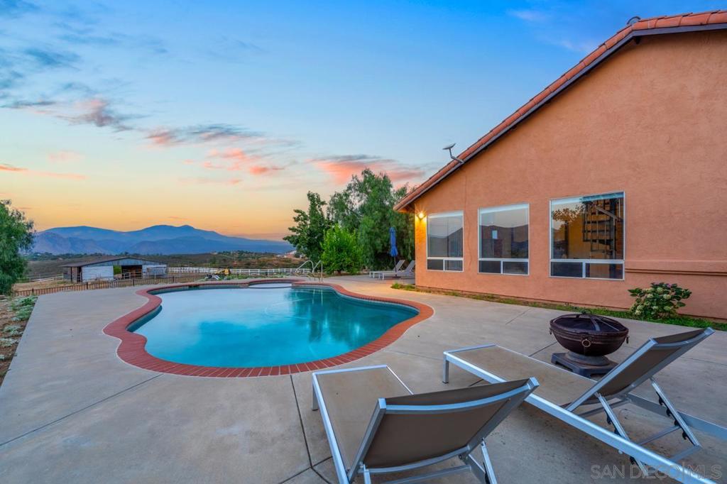 Ramona - Residential
