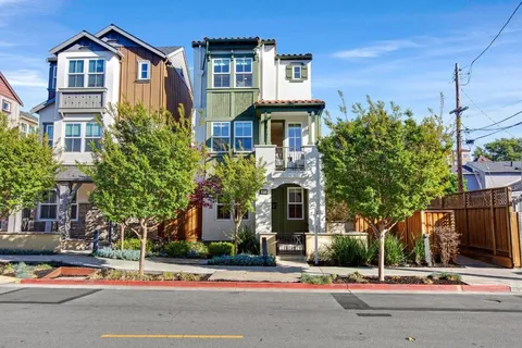 MLS: ML82042432
