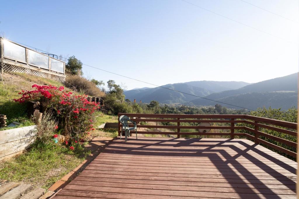 451 LAURELES GRADE ROAD