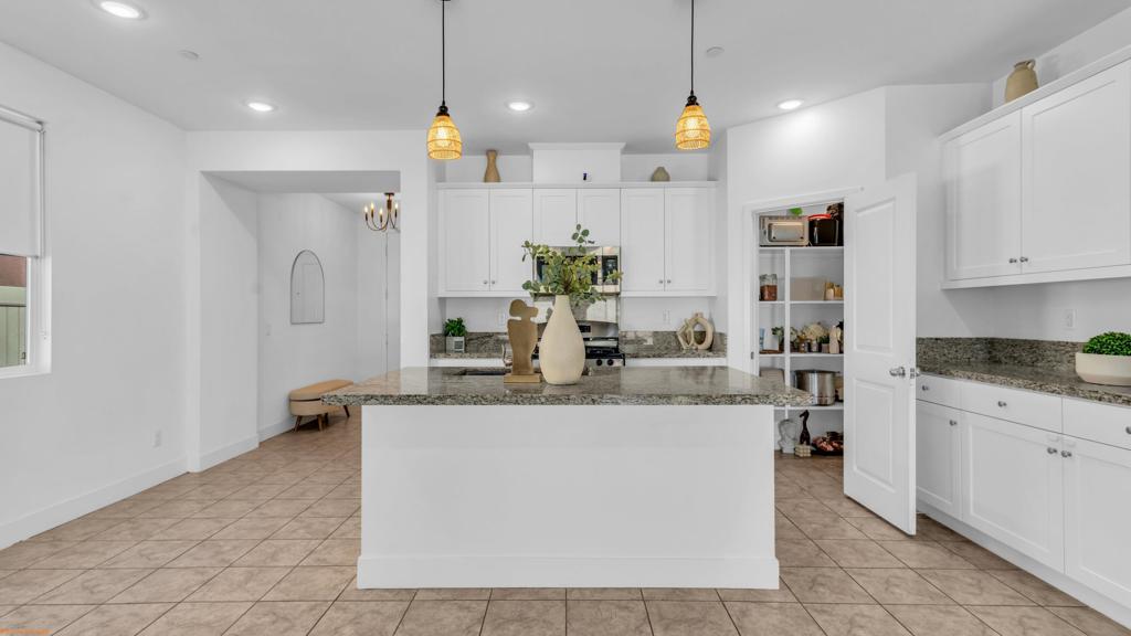 62880 Loftwood Street