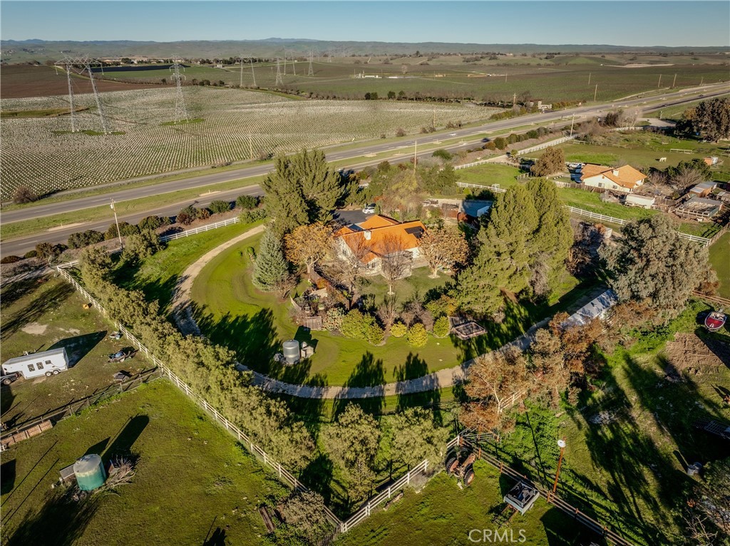 6825 East Highway 46