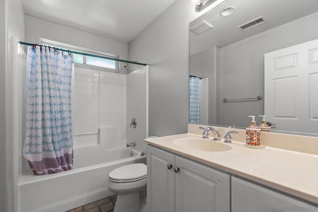 Lakeside - Residential