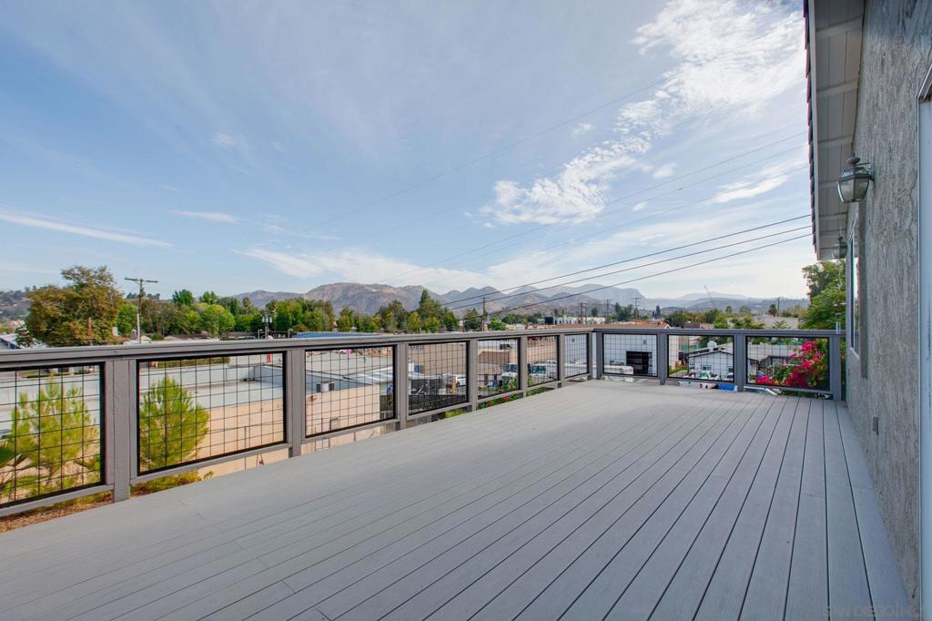 Lakeside - Residential