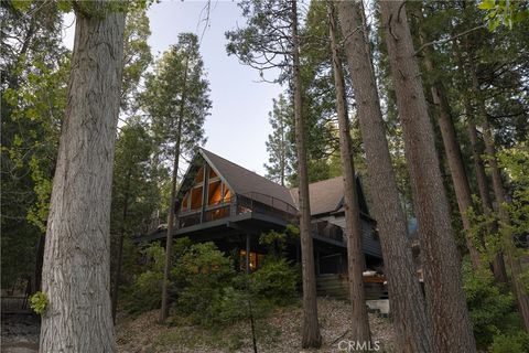 Photo of 27643 West Shore Road #3, Lake Arrowhead, CA 92352 (MLS # IG26095320)
