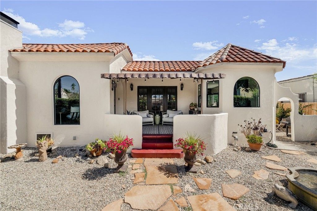 Photo of 2800 Hillcrest Drive, Los Angeles, CA 90016 (MLS # PW25229934)