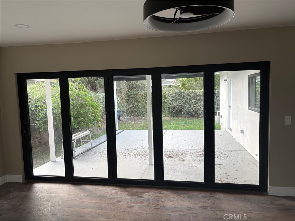 2715 Petaluma Avenue