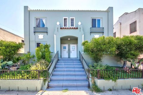Photo of 1662 S Harvard Boulevard, Los Angeles, CA 90006 (MLS # 26662951)
