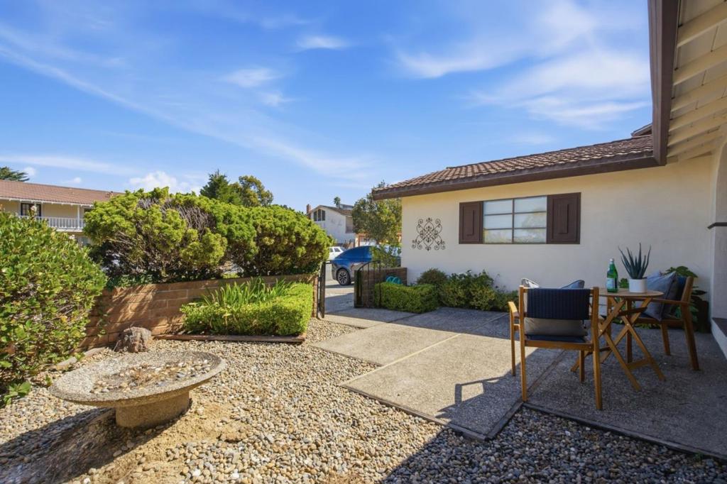 717 Crestview Drive