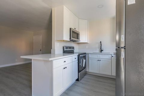 4275 48th St San Diego CA 92115