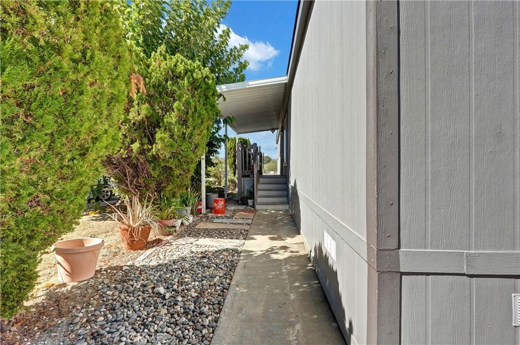 27361 Sierra Highway 260