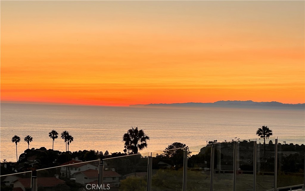 7241 Avenida Altisima