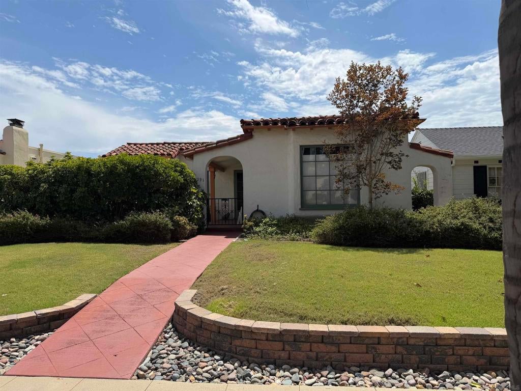 4191 Hilldale Road RD, San Diego CA 92116