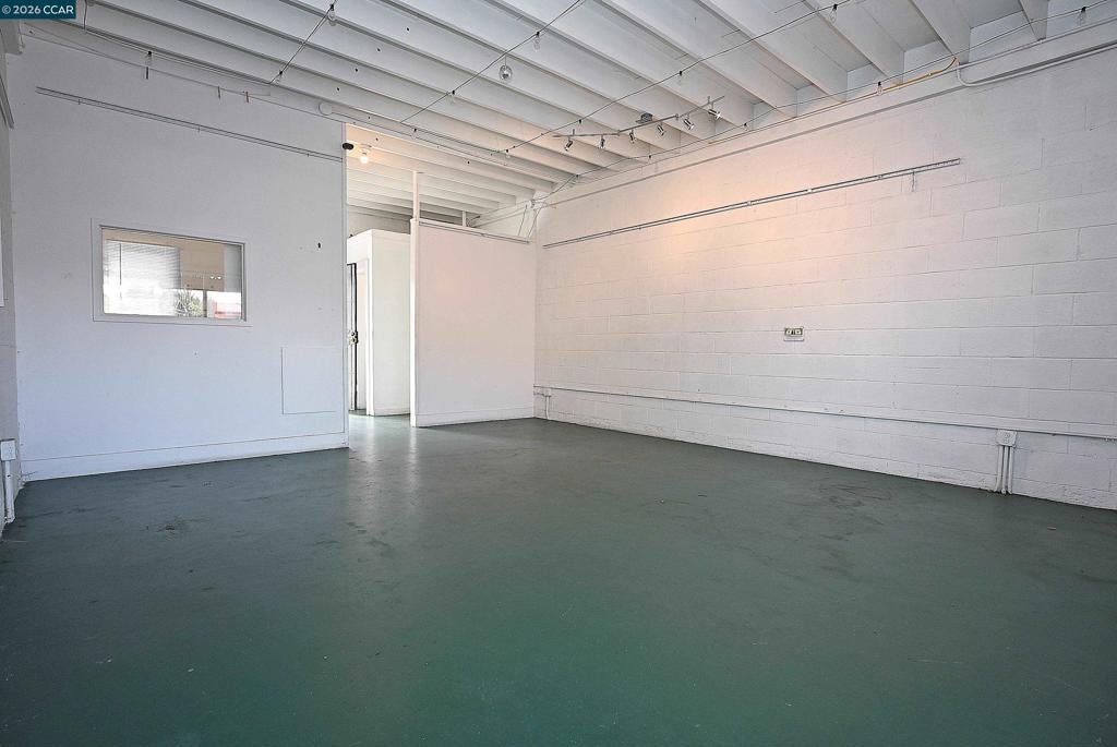 2221 2223 San Pablo Ave
