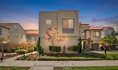 MLS: PW26076858