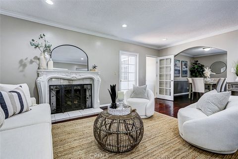 Photo of 312 N Prospect Avenue, Redondo Beach, CA 90277 (MLS # SB25160306)