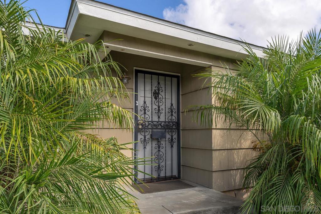 3095 Nile St.