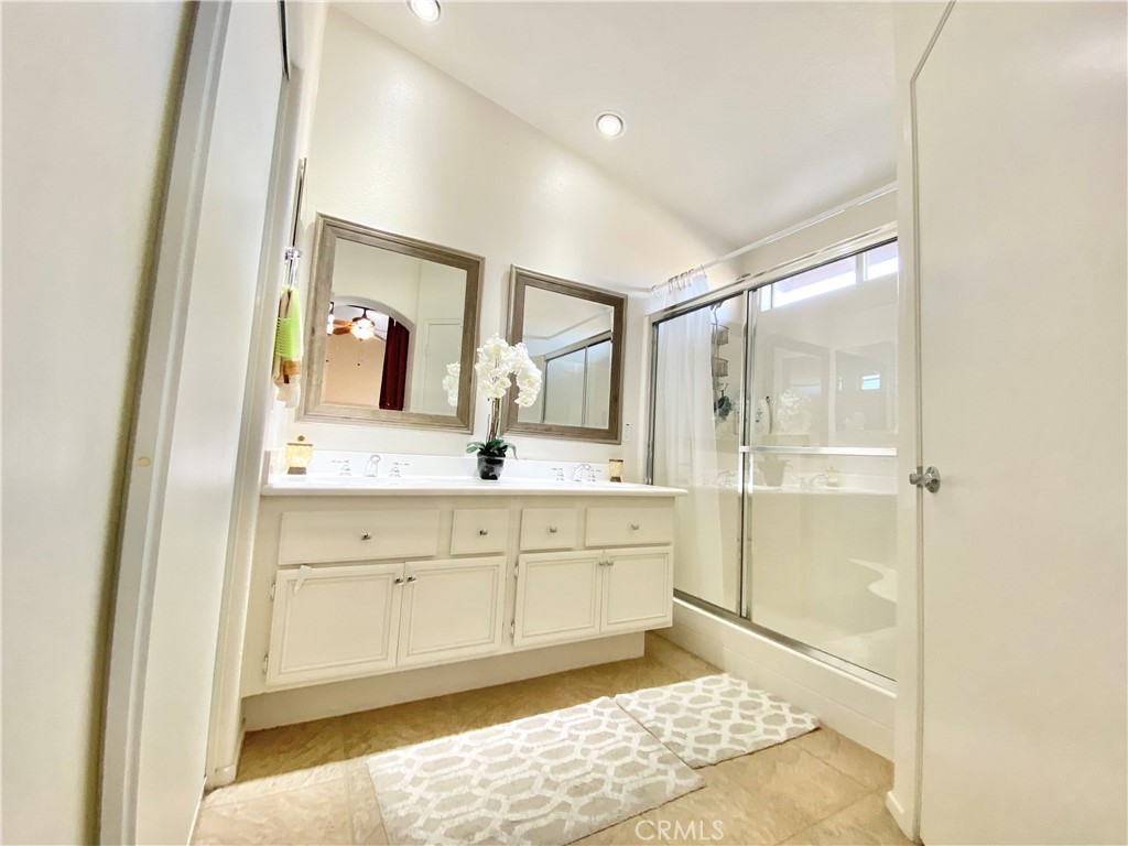 Las Brisas (31438) - Residential