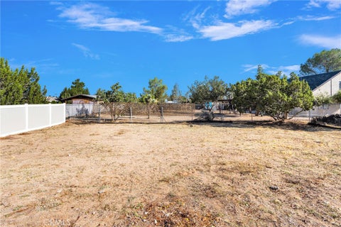 Tiny photo for 18146 Orange St, Hesperia, CA 92345 (MLS # HD26225335)