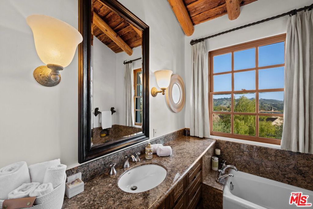 Hidden Hills - Residential