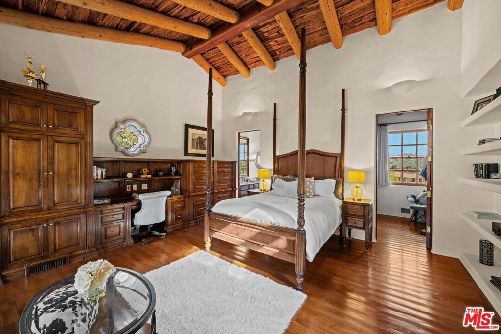 Hidden Hills - Residential