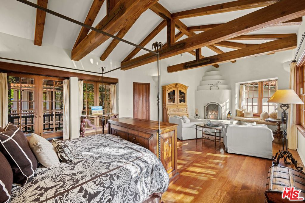 Hidden Hills - Residential