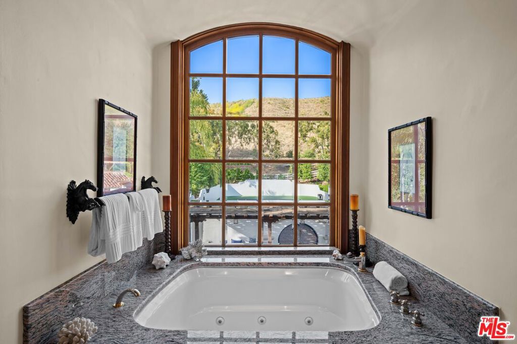 Hidden Hills - Residential