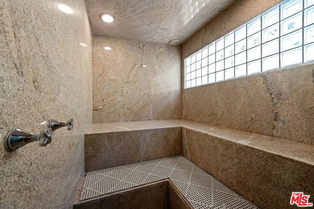 Hidden Hills - Residential