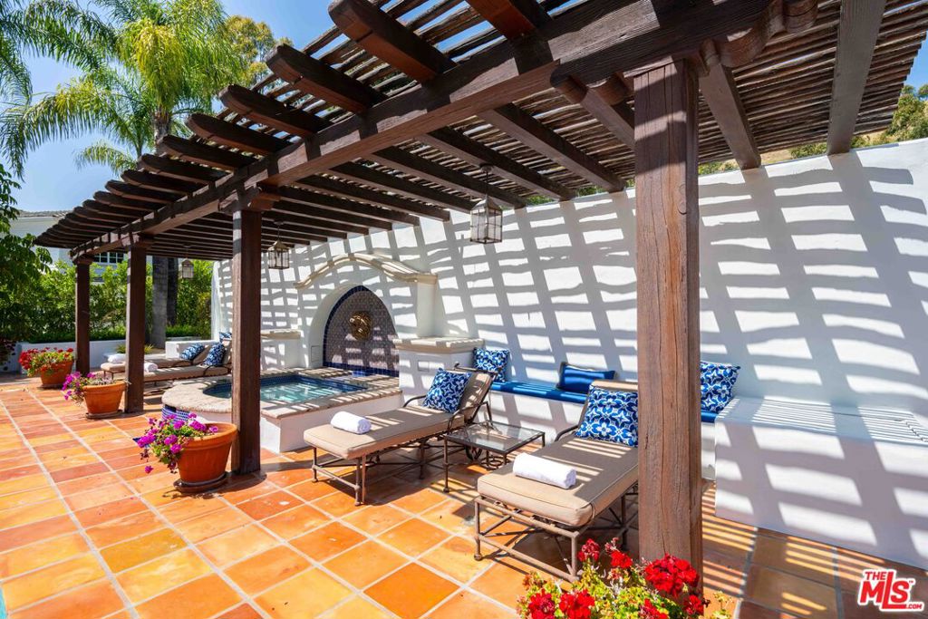 Hidden Hills - Residential