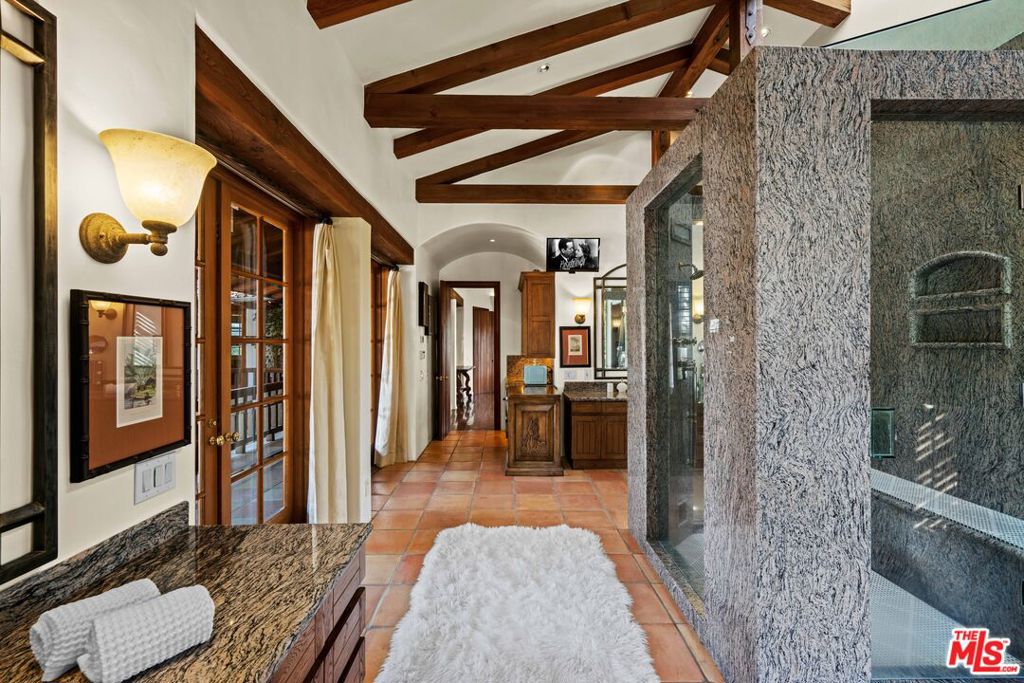 Hidden Hills - Residential