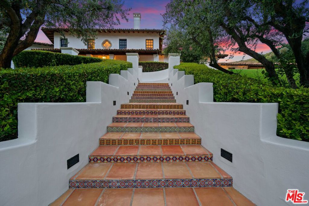 Hidden Hills - Residential