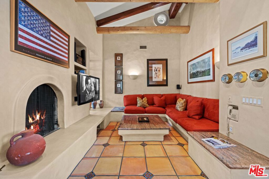 Hidden Hills - Residential