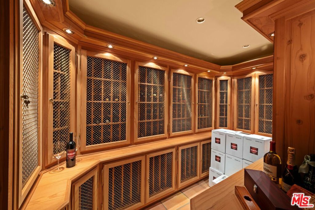 Hidden Hills - Residential