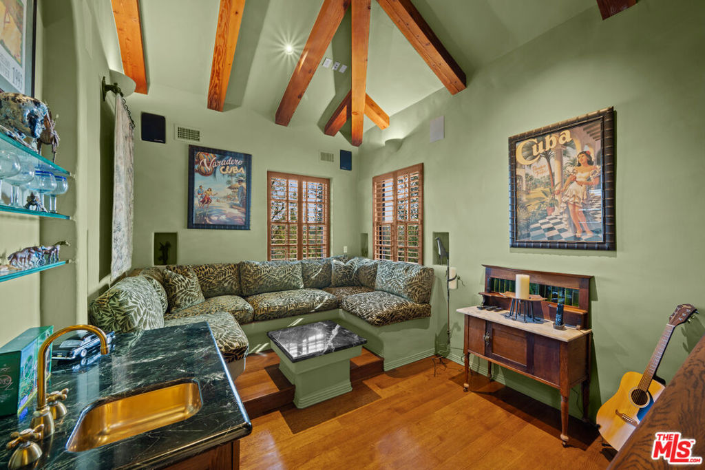 Hidden Hills - Residential