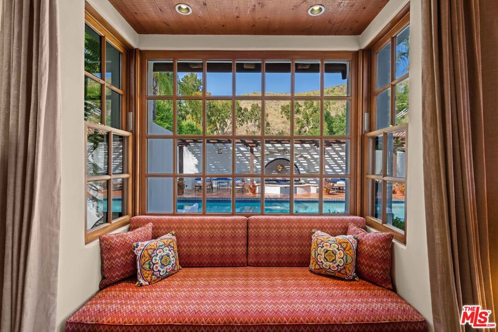 Hidden Hills - Residential