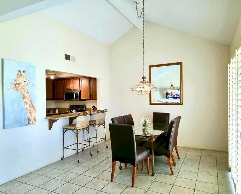 43712 Avenida Alicante 2
