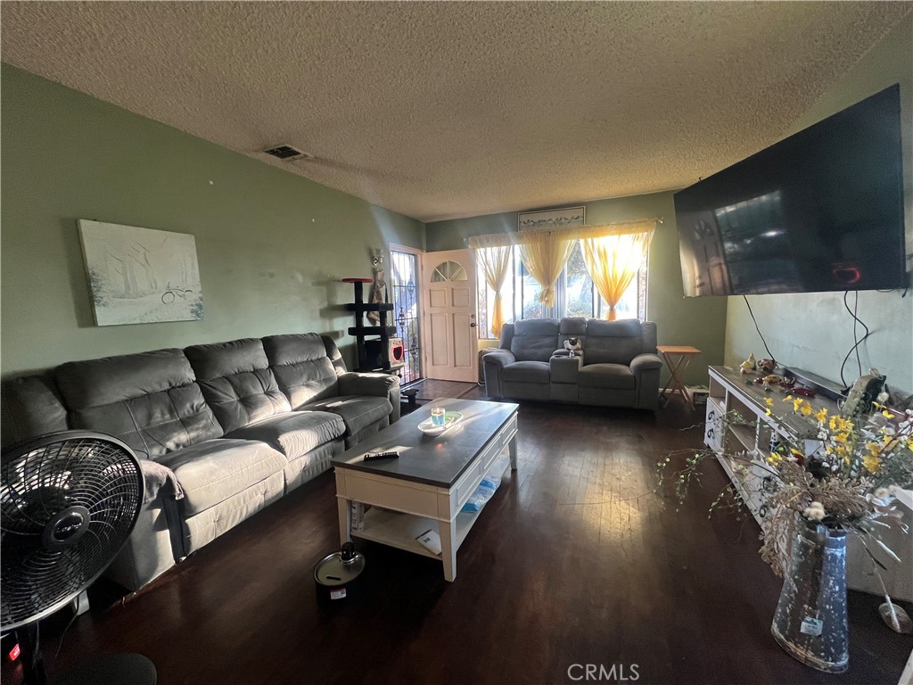 2200 Ximeno Avenue