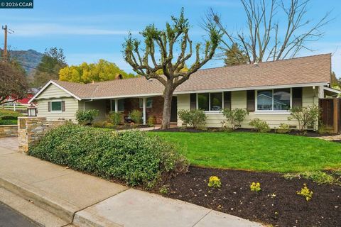 348 348 Del Amigo Rd Danville CA 94526