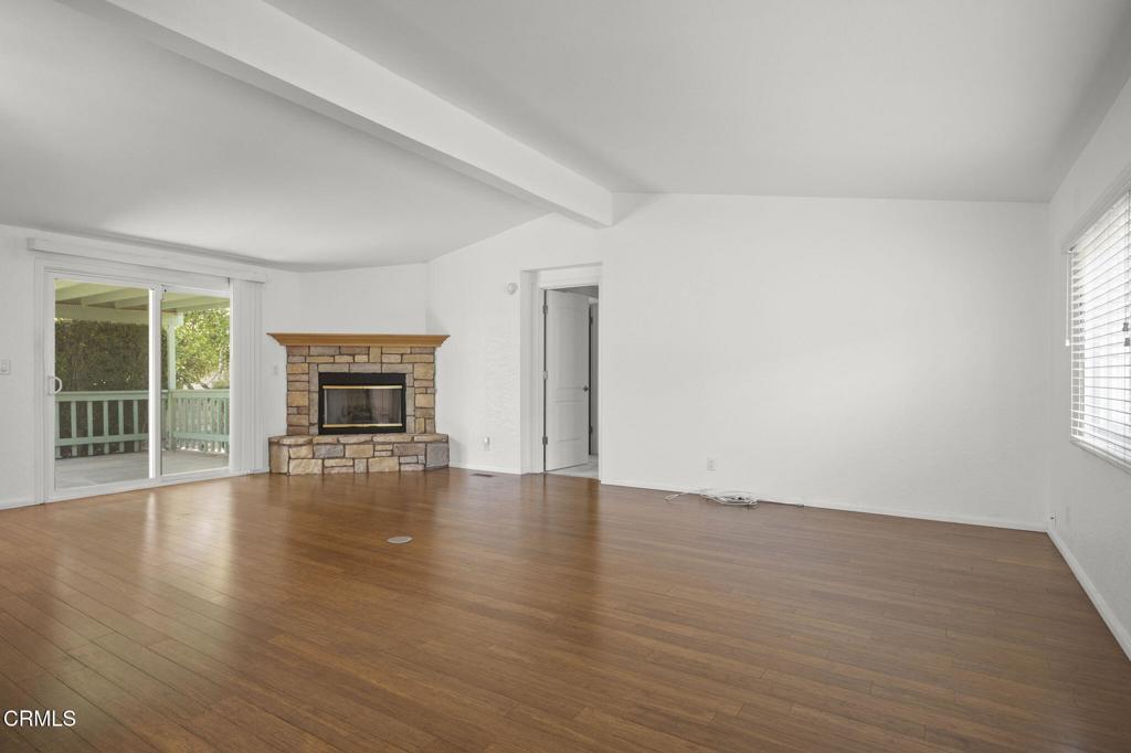 975 W Telegraph Road 87