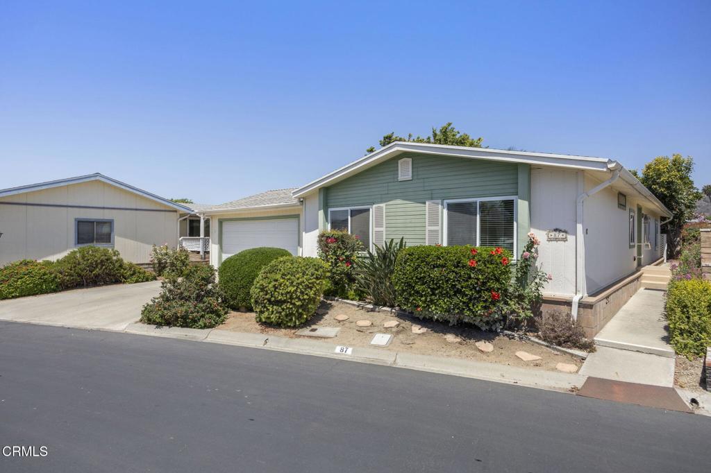 975 W Telegraph Road 87