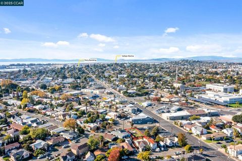 Photo of 24 Tuolumne Street St, Vallejo, CA 94590 (MLS # 41117847)