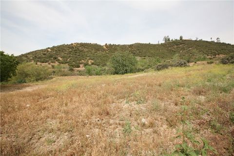 Photo of 0 Deercrest Drive, Devore, CA 92407 (MLS # HD24243602)