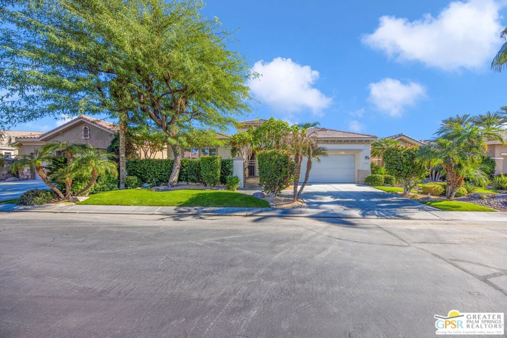 Heritage Palms Country Club - Residential