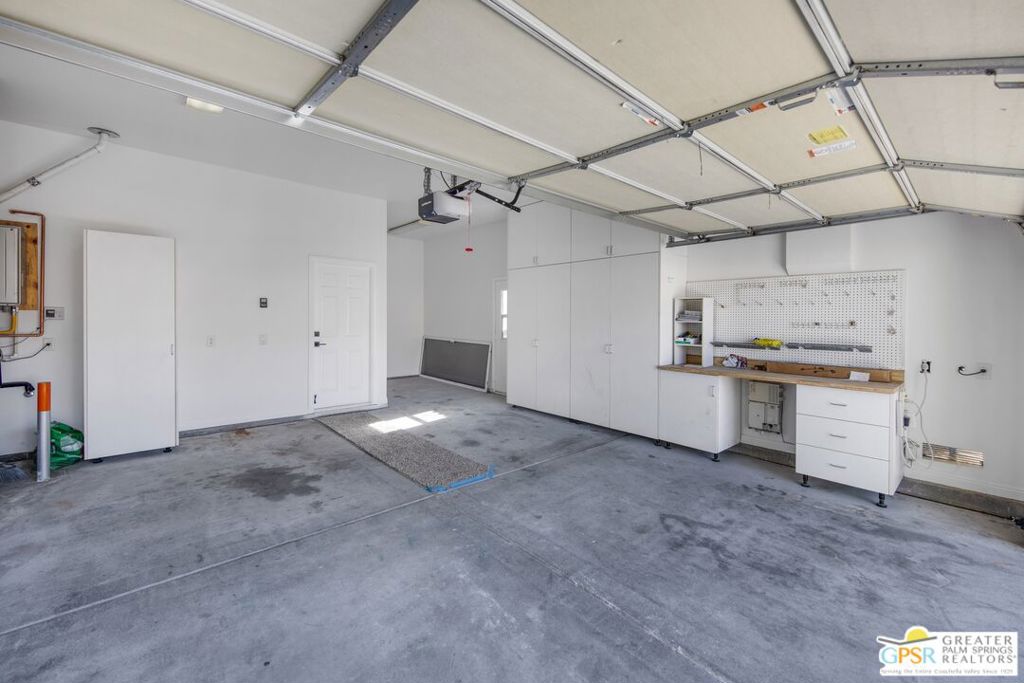 Heritage Palms Country Club - Residential