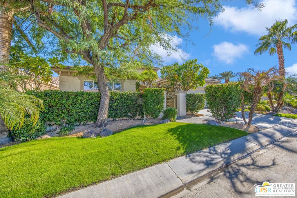 Heritage Palms Country Club - Residential