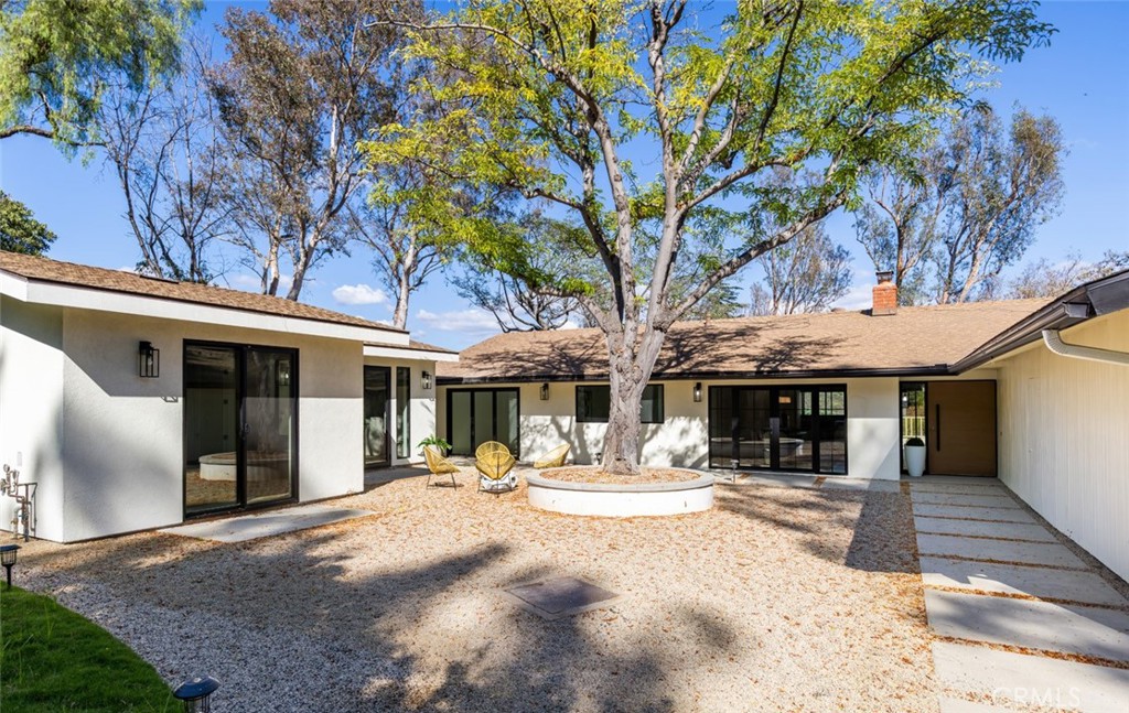 10141 Overhill Drive