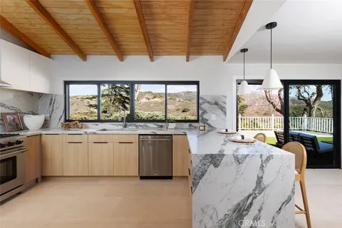 10141 Overhill Drive, North Tustin, CA 92705 - MLS#: PW25216005