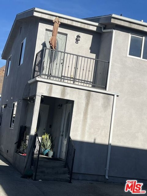 Photo of 225 E 30th Street, Los Angeles, CA 90011 (MLS # 25631689)